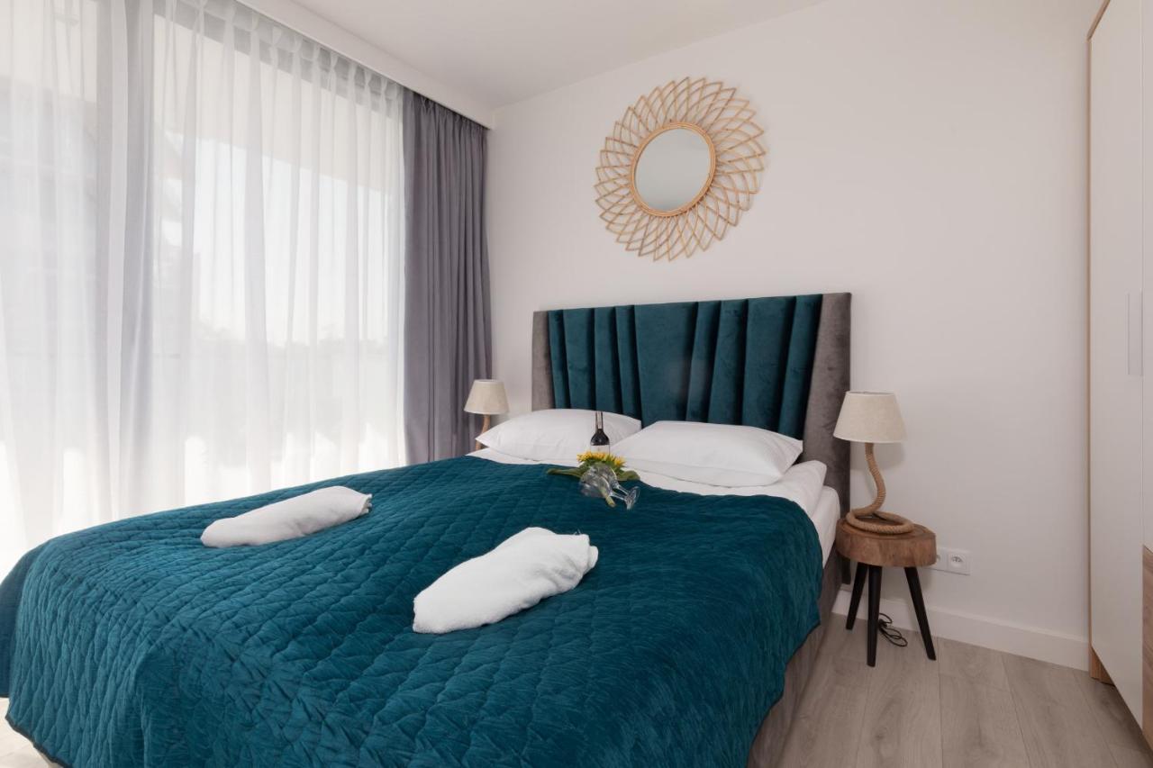 Royal Waves Resort & Spa - Apartment With Parking By Noclegi Renters Miedzyzdroje Kültér fotó